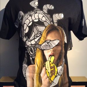 Dissizit men’s vintage 2009 tee